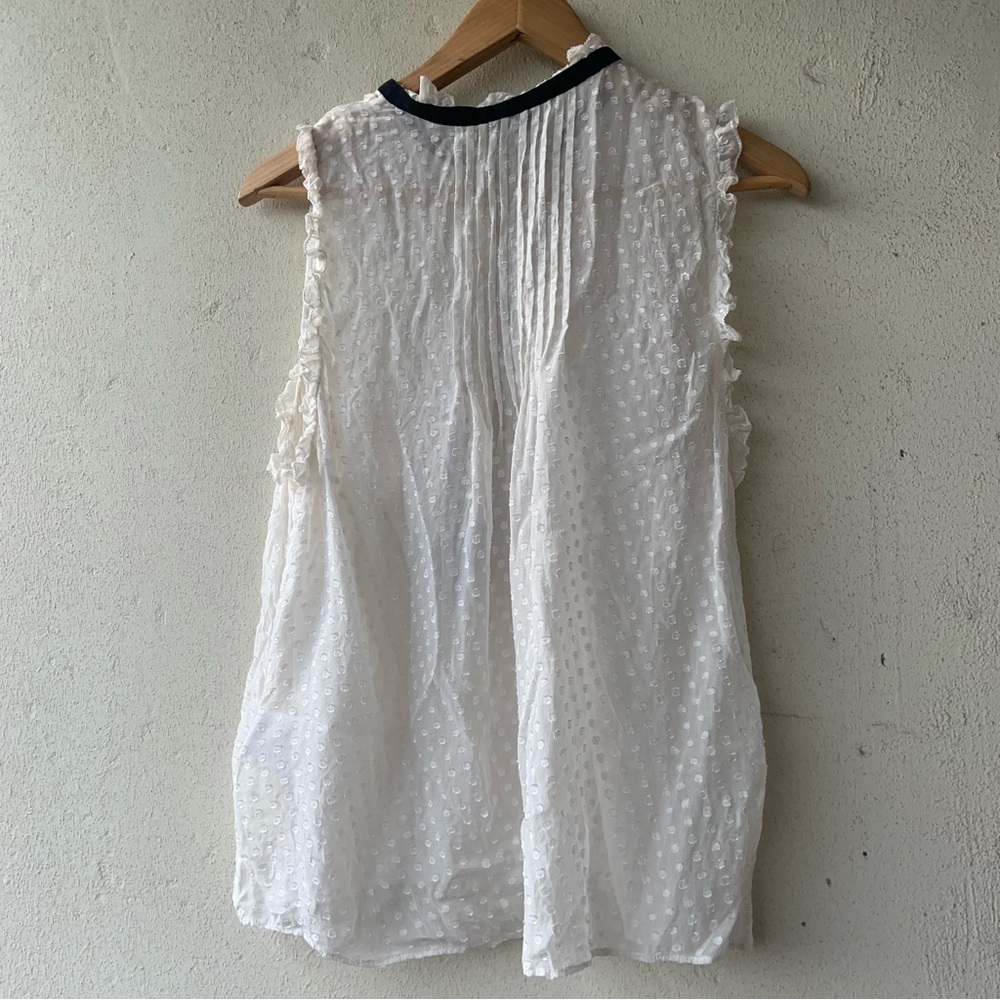 White Sleeveless Top with Black Velvet ribbon - Picture 6 of 9